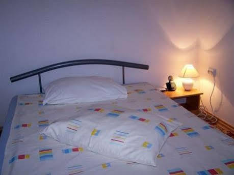 Guest house Ivac Near Zagreb Airport 2*